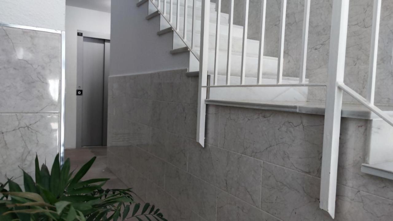 Fantastico Apartamento Totalmente Renovado Torre Del Mar Exterior photo
